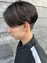 ヒュイル バイ ニアウ(Hwyl by Niau) メンズマッシュセンターパートスパイラルパーマニュアンスパーマ