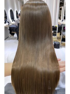 ジーナ 福岡天神(Zina) Milky Beige × Premium髪質改善トリートメント【中村一樹】