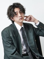 オーシャントーキョー ホワイト 原宿(OCEAN TOKYO WHITE)&nbsp;ミディアムスパイラルセンターパート波巻きパーマツイスパ