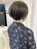 キャアリー(Caary)&nbsp;福山人気かわいい丸みショート前髪あり部分ストレート小顔20代