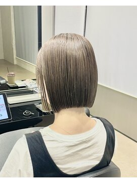 ハルキ ミナト ジャパン オオサカ(HARUKI MINATO japan OSAKA) ぱつっとボブ 20代30代40代ヘア 小顔 大阪ボブ 梅田