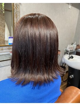 ベル(Belle) ミディアムボブ