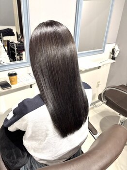 カリテスファッド 渋谷(charites fad)の写真/髪質改善トリートメントで髪の内側から補修し、艶感ある美髮へ☆ダメージを受けた毛先も美しい仕上がりに。