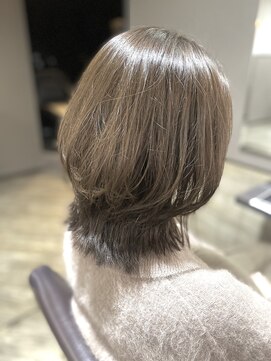 ダンディゾン ブルー 神楽坂(Dans Dix ans bleu) 【Dans Dix ans】エアリーかつ女性らしさマシマシスタイル