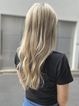 サロン ハナノ(Salon Hanano) ロングレイヤーホワイトグレージュ10代20代30代前髪あり前髪なし