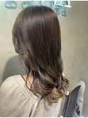 【ROJITHA原宿表参道】プラチナベージュ×ゆるふわスタイル