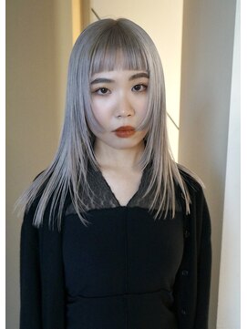 シアター(CIARTOR) ホワイトブロンド/ケアブリーチ