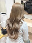 ヘーゼルベージュ佐賀カラーハイトーングレージュレイヤーボブ