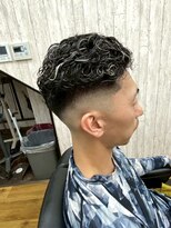バーバー タカバタ 福井(Barber TAKABATA)&nbsp;スパイキーショート/フェザーパーマ/サーフカール/フェード/
