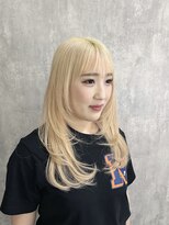 ディーボーイリタ 光の森(D-BOY Lita)&nbsp;レイヤーカット/ブロンドカラー