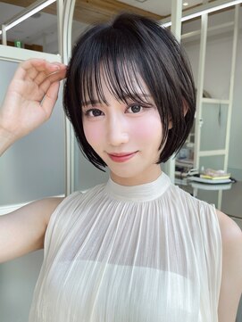 アフロート ディル(AFLOAT D'L) 小顔×透明感！シースルーバングのショートボブ
