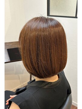 大人女性の清潔感ツヤボブ