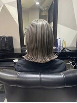 ルルクス ヘアーサロン(LuLux) 透明感あふれるアンブレラカラー×切りっぱなしボブ
