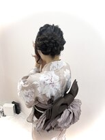 ルート(Ru-t)&nbsp;浴衣着付け＋ヘアセット(サイドお団子)
