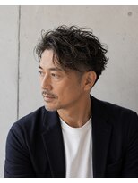 MEN's Baguz MEN'Sカット/ MEN'Sパーマ/ MEN'Sカラー 大人メンズ波巻きパーマ×センターパート