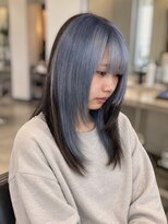 コタ 水戸(COHTA)&nbsp;ブルーブラック×フェイスフレーミングカラーのレイヤーロング