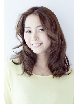 ビューティーアンドケアカロン(Beauty and Care CALON) 【銀座】CALON/大人可愛い洗練ミディアムスタイル