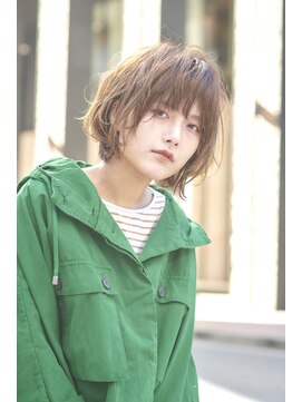 フレン(flen) 【flen】毛束感が可愛いカジュアルショートボブ