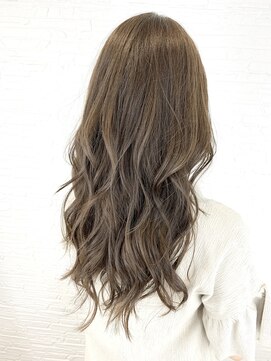 リオリス ヘア サロン(Rioris hair salon) ナチュラル透けブラウン