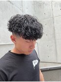 ショートマッシュ×フェード×スパイラルパーマ
