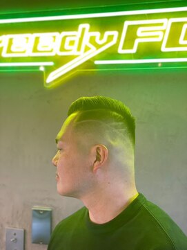 グリーディーフォックス 代々木(Greedy FOX) アップバング/ツーブロックマッシュ/束感/波巻き[シェービング]