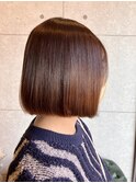 ぱつっとボブ