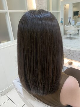 エクリフルール(equri fleur) 【目黒】梅雨時期におすすめ☆コスメストレート