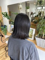 ヴィアージュ(Viaje)&nbsp;Deep silver で外ハネカット