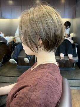 レイラバイアフロート 吉祥寺(Lila by afloat) 【畑中正敏】愛されショートボブ艶髪/似合わせカット