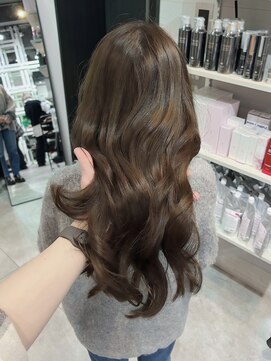 ディーエックス スリー(Dxxxx III) オリーブグレージュ　カットカラー　　韓国巻きTOMOKI