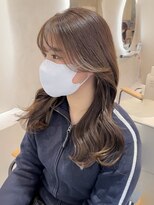 かわいい顔まわりカット×透明感ベージュカラー