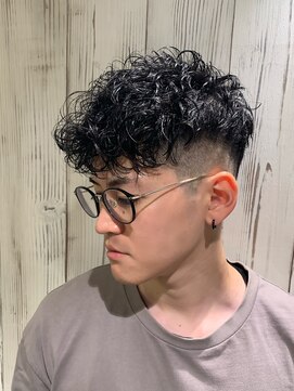 ヨシザワインク バンダイ(YOSHIZAWA Inc. BANDAI) スペインカール/フェードカット/メンズショート/ツーブロック