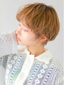 ガリカ 渋谷(Gallica) 束感ふわっとレイヤーショート×ハイトーンベージュ