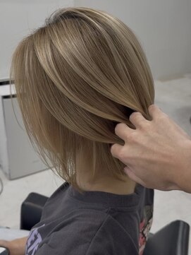 ビーシャンス(B.Chance) シャドウルーツ