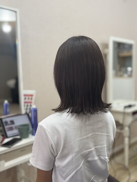 メイビー(MAYBE.) 王道切りっぱなし外ハネスタイル☆