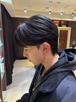 アルム オモテサンドウ(ALLM omotesando)&nbsp;韓国風カルマパーマ メンズカット メンズ韓国ヘア 原宿 表参道