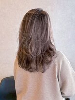 ラリス(Ralis) 柔らかレイヤーグレージュ【下曽根駅】