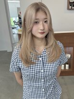 リヴ オオサカ(LIV OSAKA)&nbsp;ミルクティーベージュ/ブリーチ2回/レイヤーカット/大阪梅田
