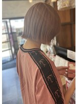 アングゥイー(ungu iE) パツっと切りっぱなしボブ
