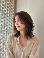 オアシスアヴェダ ザ・ペニンシュラ東京(OASIS AVEDA)&nbsp;セミロング・暗髪ロング・レイヤー・長め前髪銀座有楽町30代