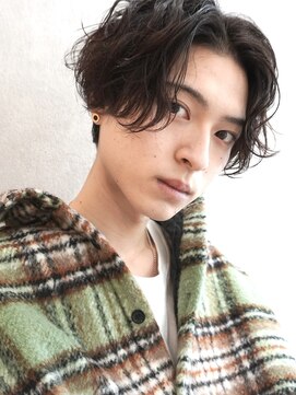 ディッセンバー 渋谷(December) 【December】スパイラルパーマ/センターパート