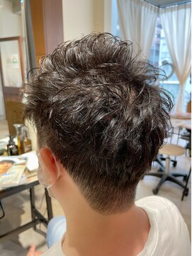 ネオリーブ ロア 鶴川店(NEOLIVE ROA) 根元ふんわりメンズパーマ★NEOLIVE ROA