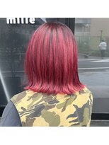 ミル 今治(1003 mille IMABALI)&nbsp;レッドカラー/ピンクカラー/ミディアムヘア/外ハネ/