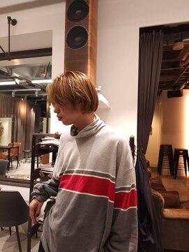 ブロック ジャポン(bloc japon) オリーブベージュのレイヤーボブ