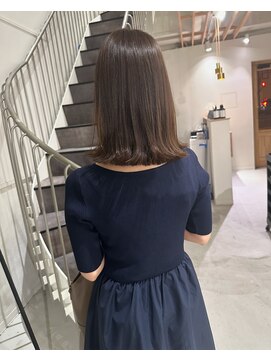 カミエ(kamie) ＊くすみブラウン 結べるボブ／神戸／三宮／上田一眞