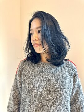 リノア 鵠沼海岸(LINOA) デザインカラー/レイヤーカット/ウェットヘア/オリーブベージュ
