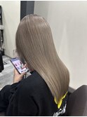ミルクティーベージュ