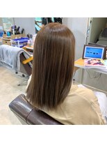 リレーション(Relation)&nbsp;赤み消しカラー透明感くすみベージュナチュラルストレートヘア