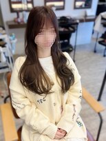 マーリャヘアー(mallia hair)&nbsp;レイヤースタイルレイヤーカットロングレイヤー小顔スタイル