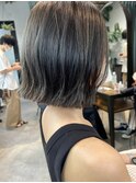 切りっぱなしボブ×グレージュ